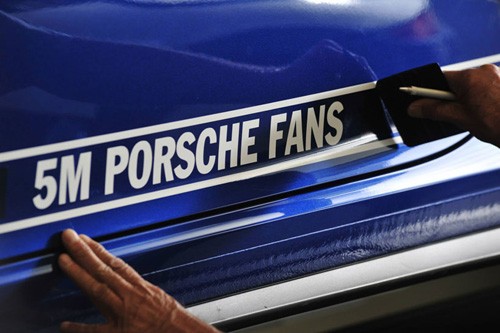 porsche-facebook