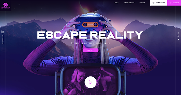 Engaging header with VR experience